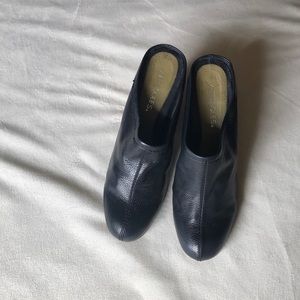 Aerosoles women shoes size 8.5